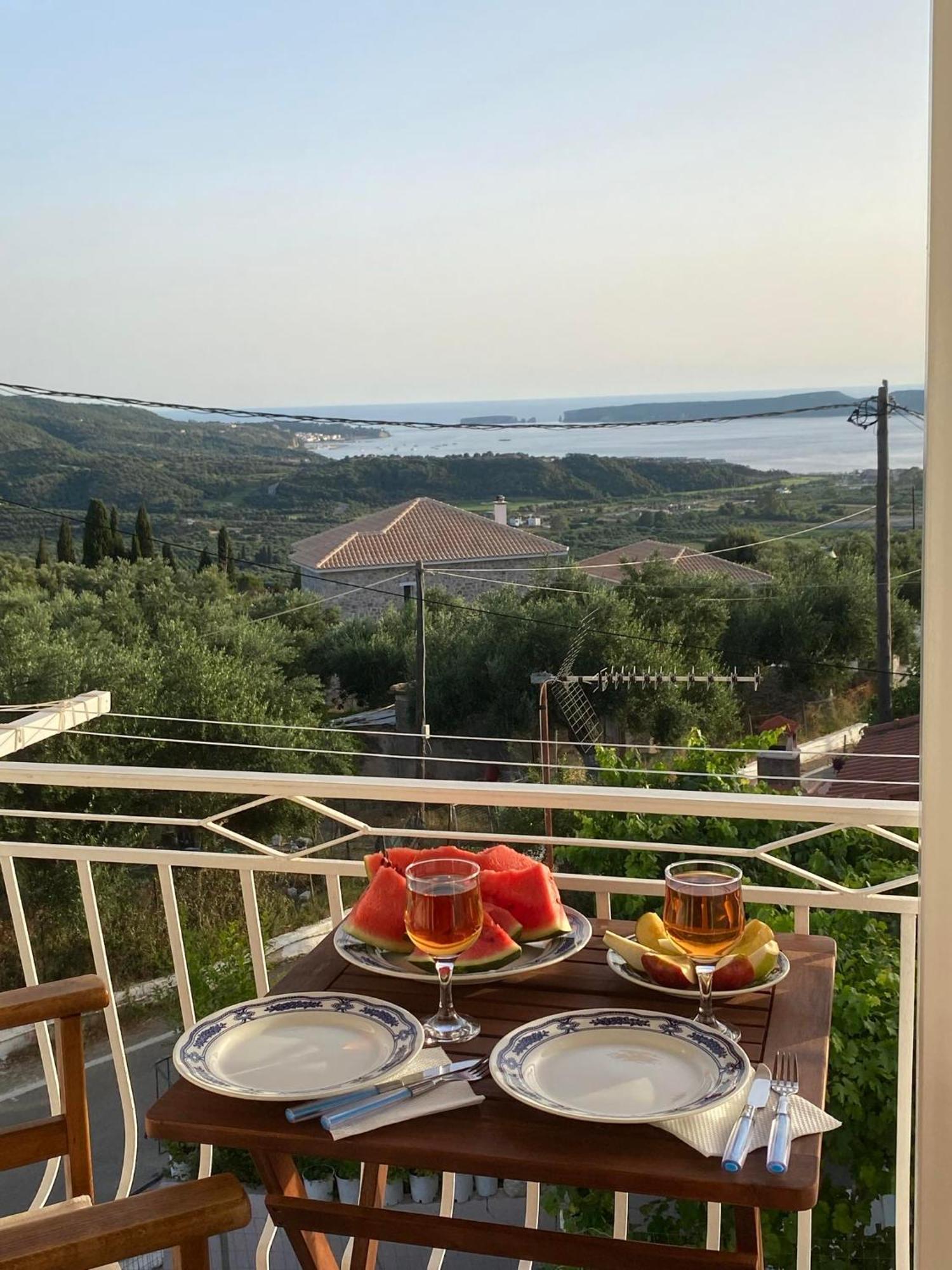 Golden Navarino'S Sunset Pylos Exteriér fotografie
